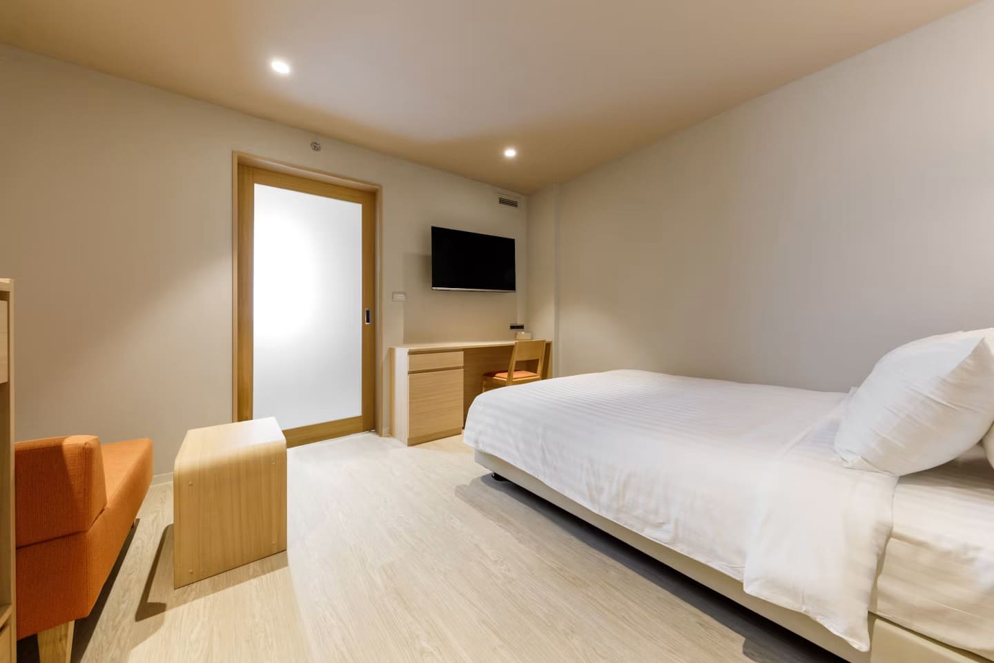 croom Standard Double Room2